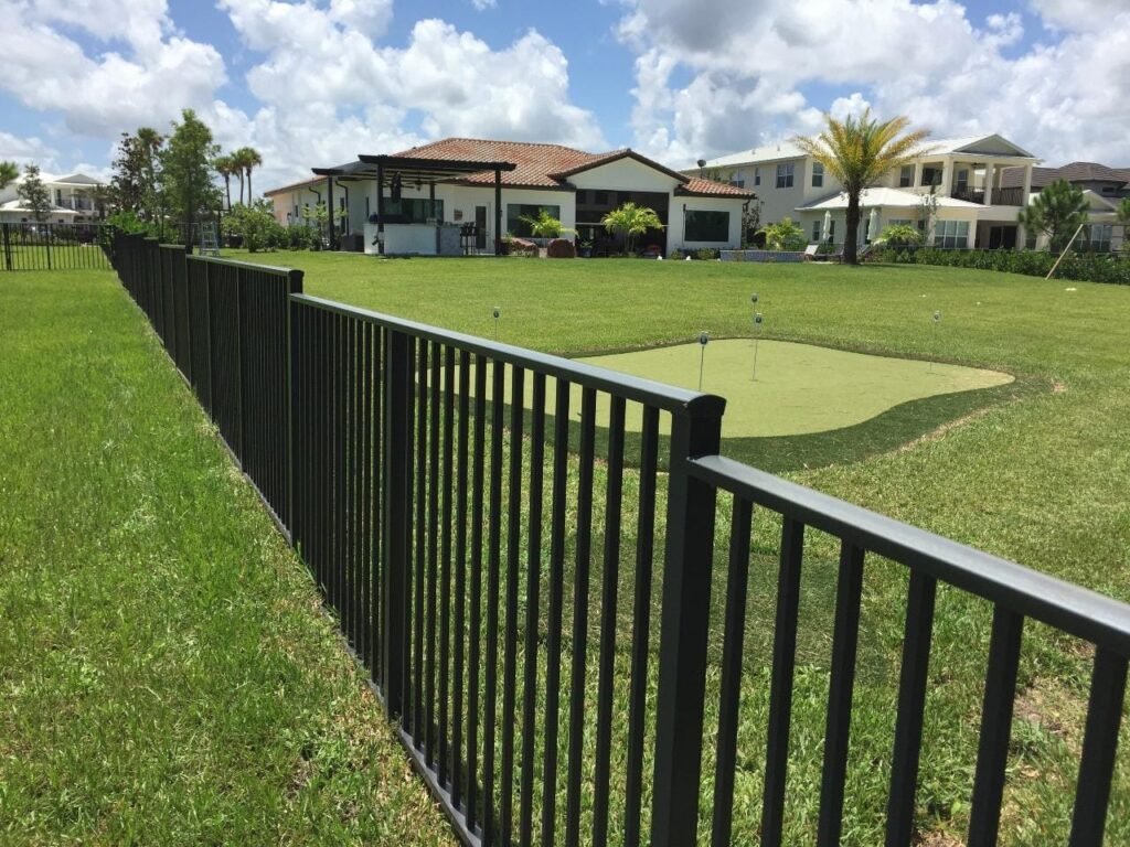 Aluminum Extrusion For Fence 2